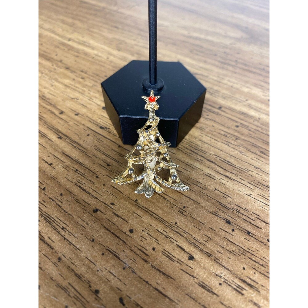 Christmas Tree Pin